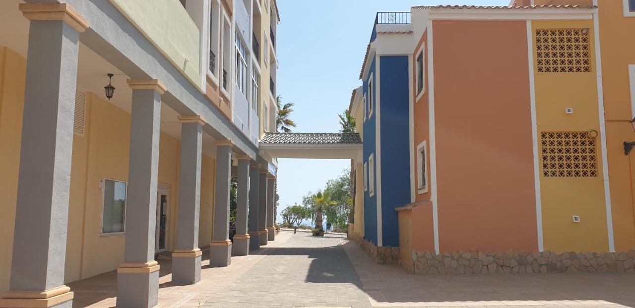 Bonalba, Golf, Playas Y Piscinas *
